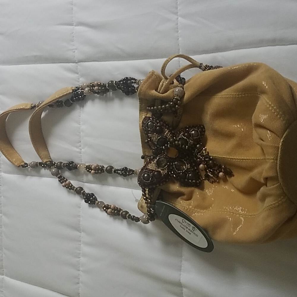 Collectable mary Frances handbag.(new).